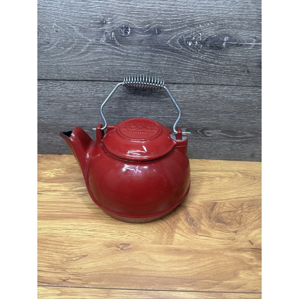 Vintage Lodge Heavy Cast Iron Tea Kettle 2.5 Qt, Made in USA ~Swivel Lid